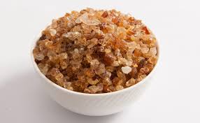 Gond Katira with Milk Benefits | Uses & Side Effects